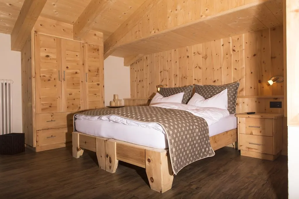 B&B The King Livigno Bed & Breakfast