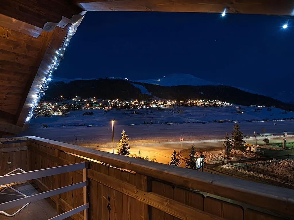 B&B The King Livigno 0*,  Italy
